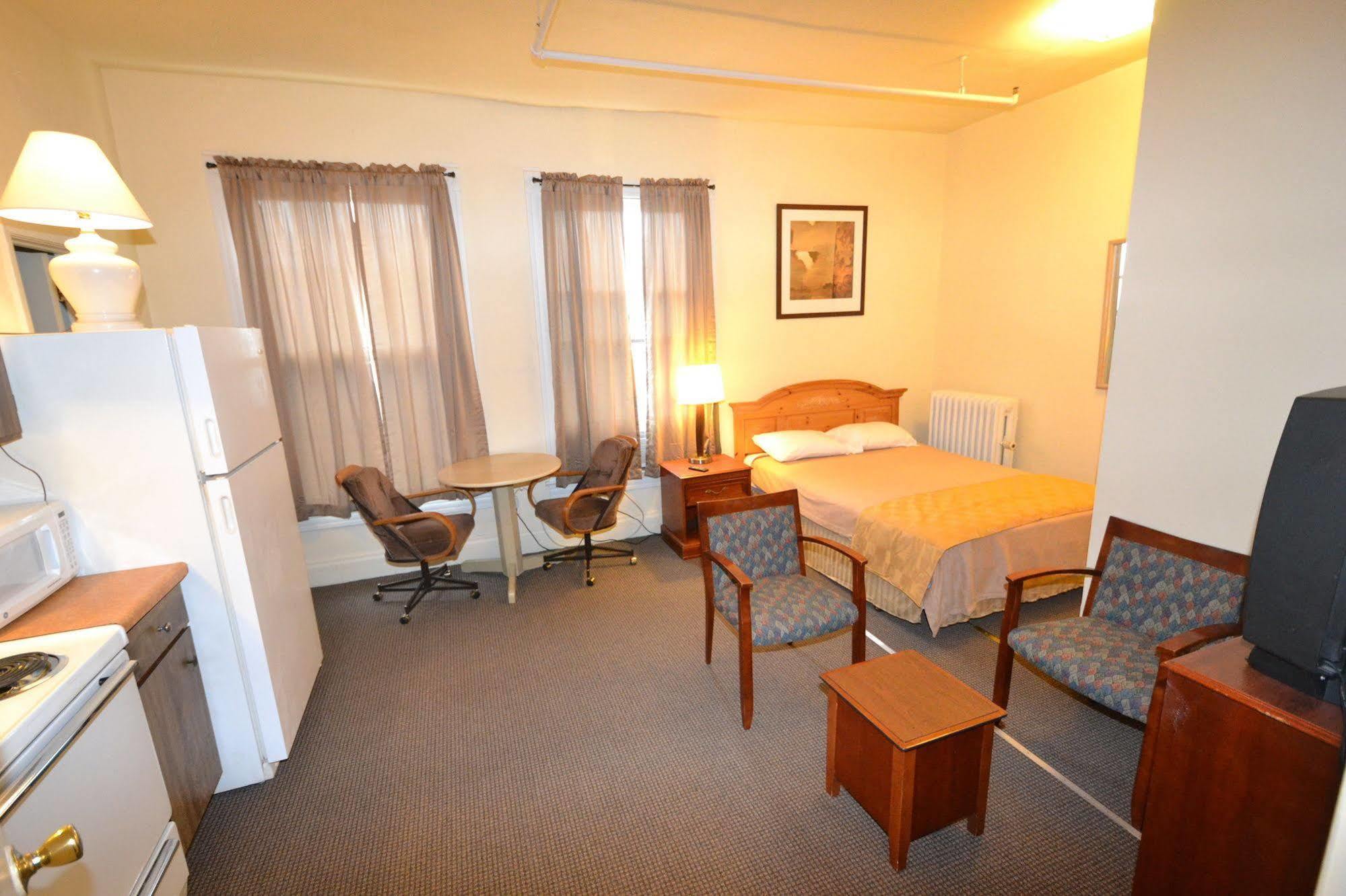 Perfect Stay Inn & Suites Blair Dış mekan fotoğraf